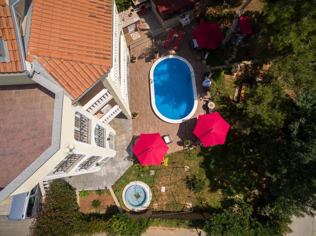 Apartma Dora Medulin
