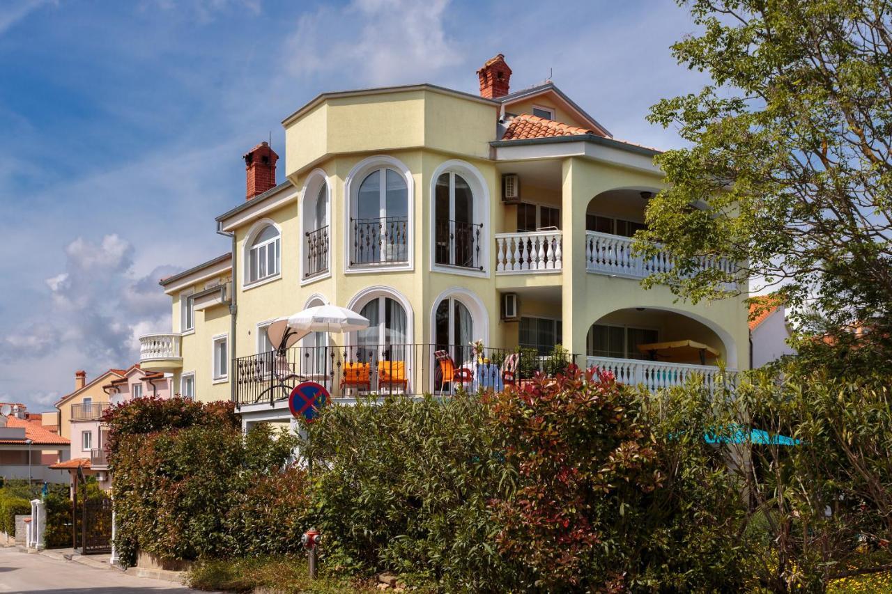 Dora Apartmán